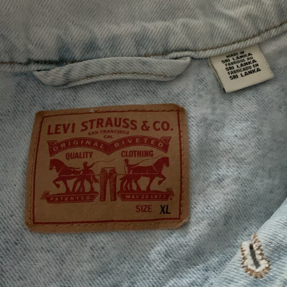 Levi's Ex Boyfriend Floral Embroidered Trucker Jacket Size XL EUC - Picture 8 of 12